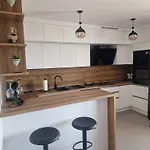 Kristina Апартаменты *
